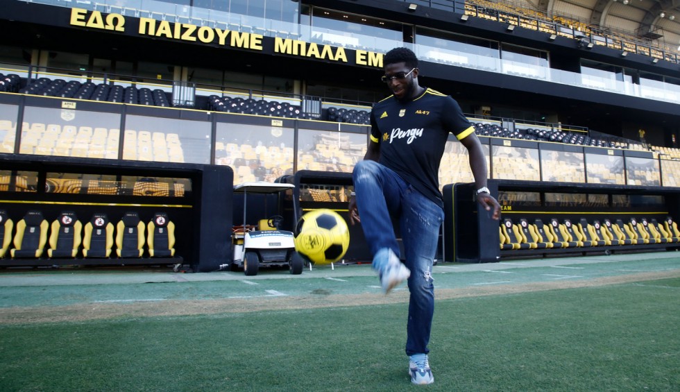 A generic square placeholder image with rounded corners in a figure.