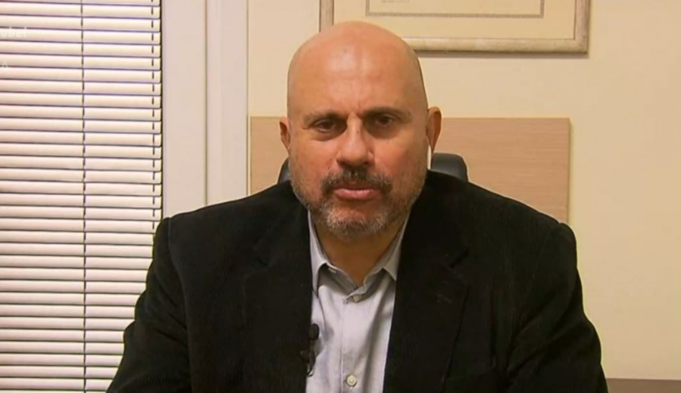 A generic square placeholder image with rounded corners in a figure.