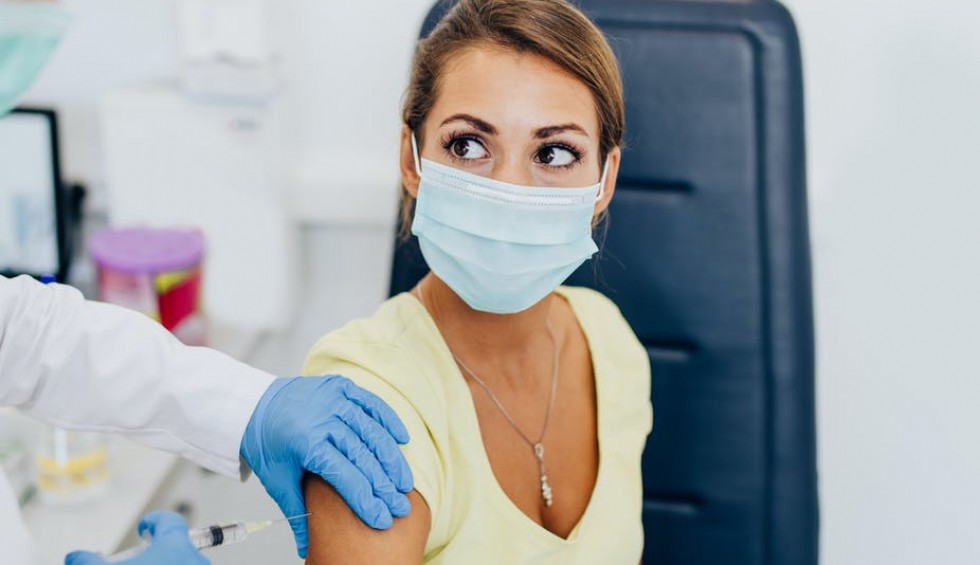 A generic square placeholder image with rounded corners in a figure.