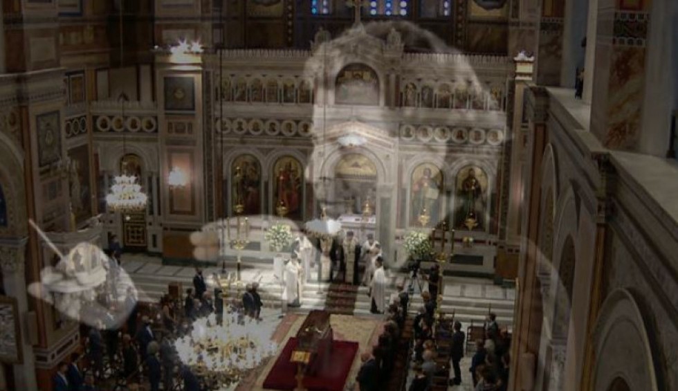 A generic square placeholder image with rounded corners in a figure.