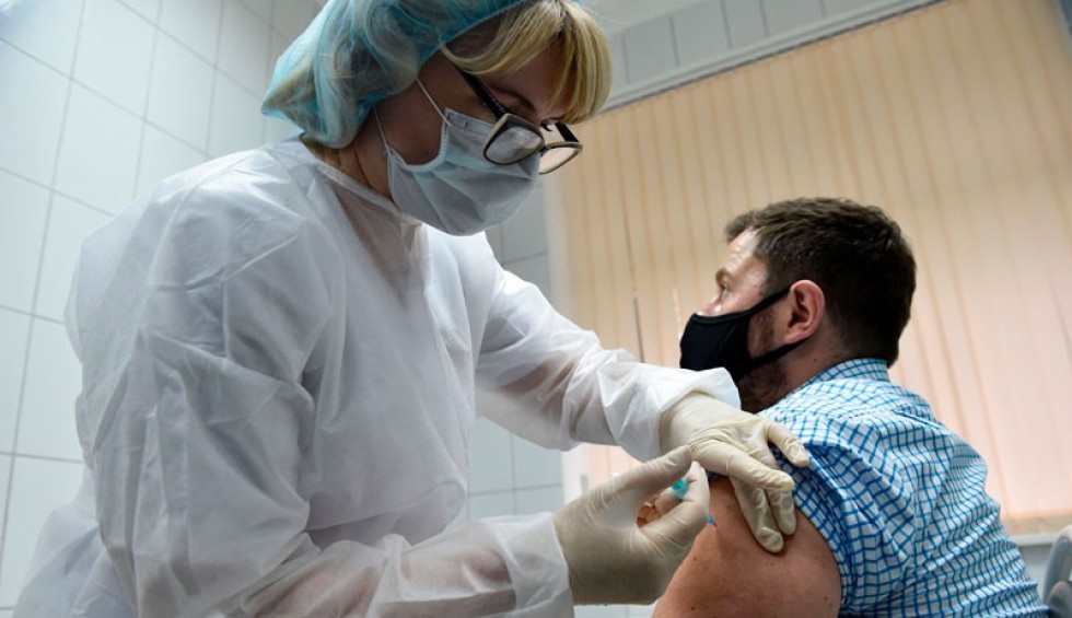 A generic square placeholder image with rounded corners in a figure.