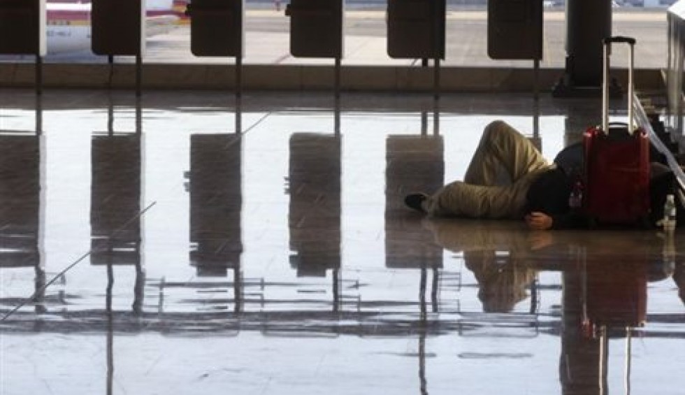 A generic square placeholder image with rounded corners in a figure.