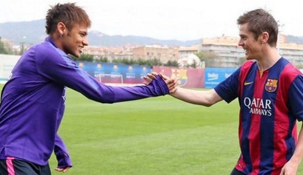 A generic square placeholder image with rounded corners in a figure.