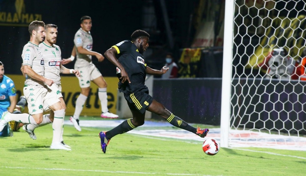 A generic square placeholder image with rounded corners in a figure.