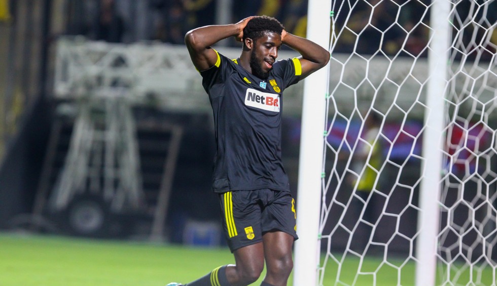 A generic square placeholder image with rounded corners in a figure.