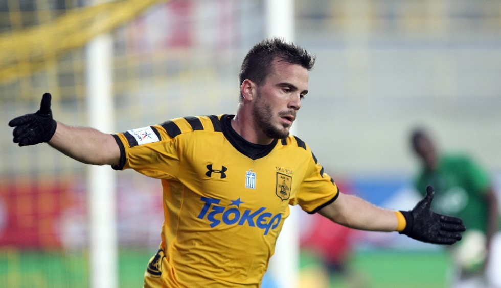 A generic square placeholder image with rounded corners in a figure.