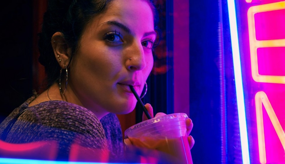 A generic square placeholder image with rounded corners in a figure.