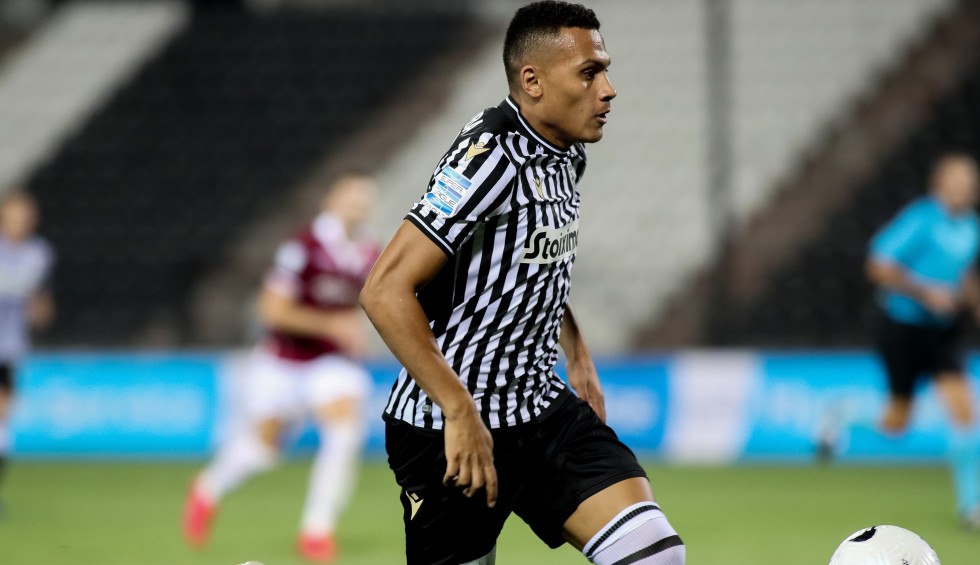 A generic square placeholder image with rounded corners in a figure.