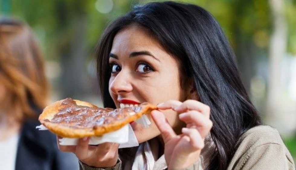 A generic square placeholder image with rounded corners in a figure.