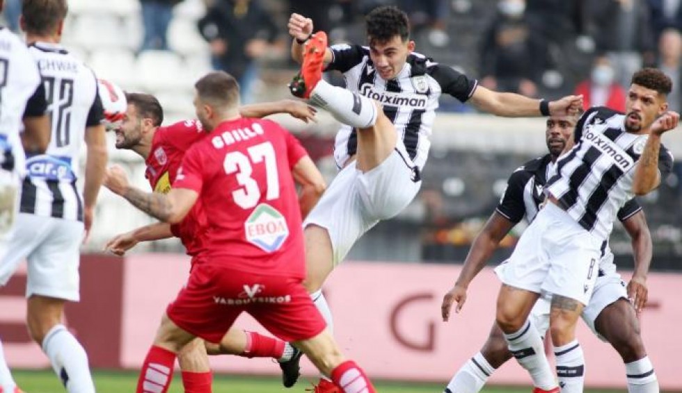 A generic square placeholder image with rounded corners in a figure.