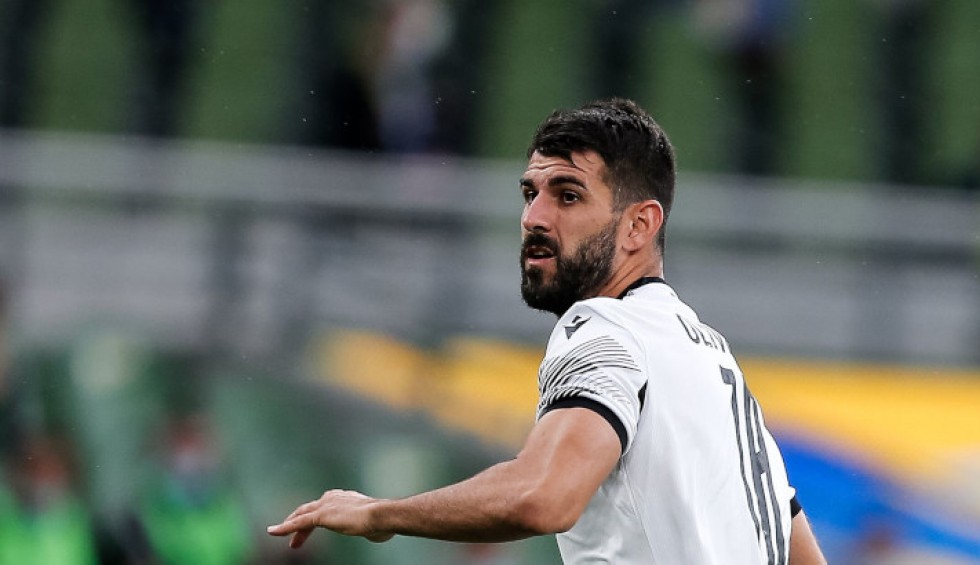 A generic square placeholder image with rounded corners in a figure.