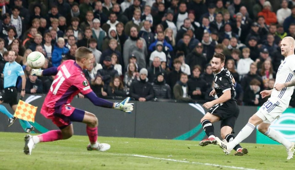 A generic square placeholder image with rounded corners in a figure.