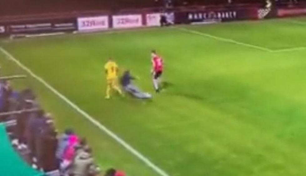 A generic square placeholder image with rounded corners in a figure.