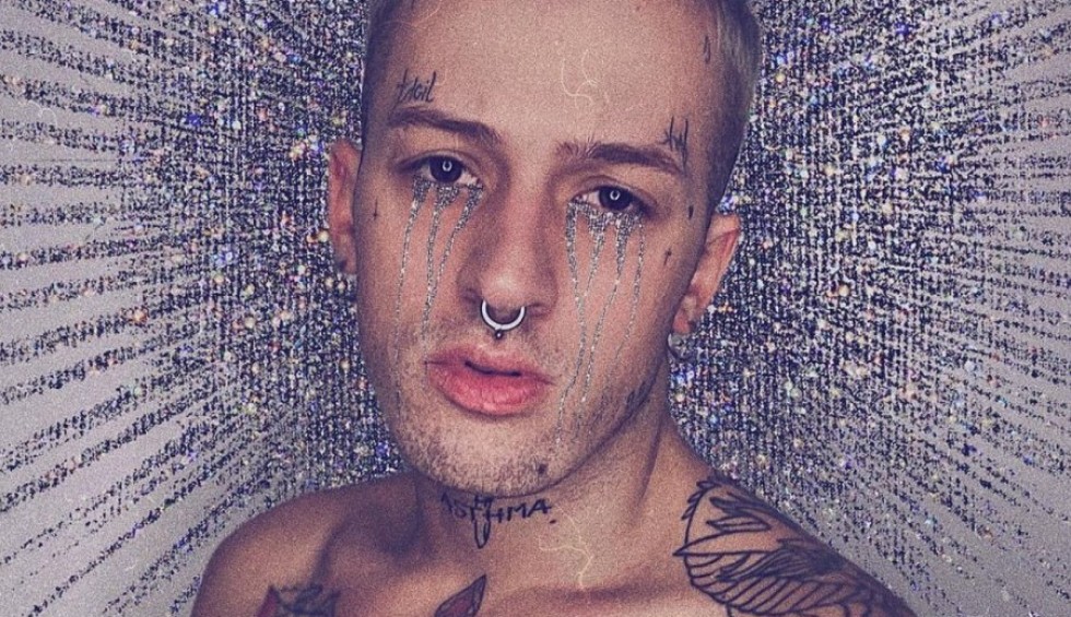 A generic square placeholder image with rounded corners in a figure.