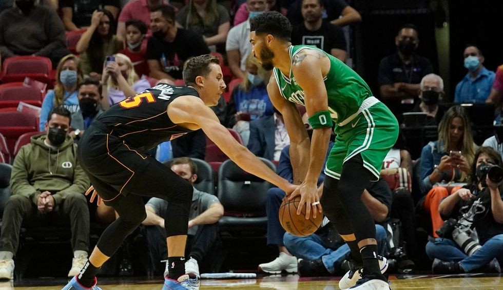 A generic square placeholder image with rounded corners in a figure.