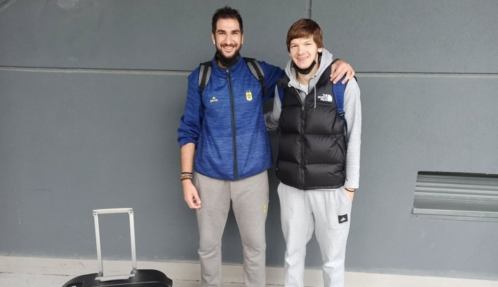 A generic square placeholder image with rounded corners in a figure.