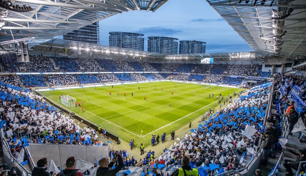 A generic square placeholder image with rounded corners in a figure.