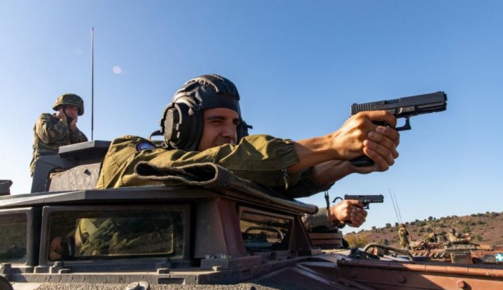 A generic square placeholder image with rounded corners in a figure.