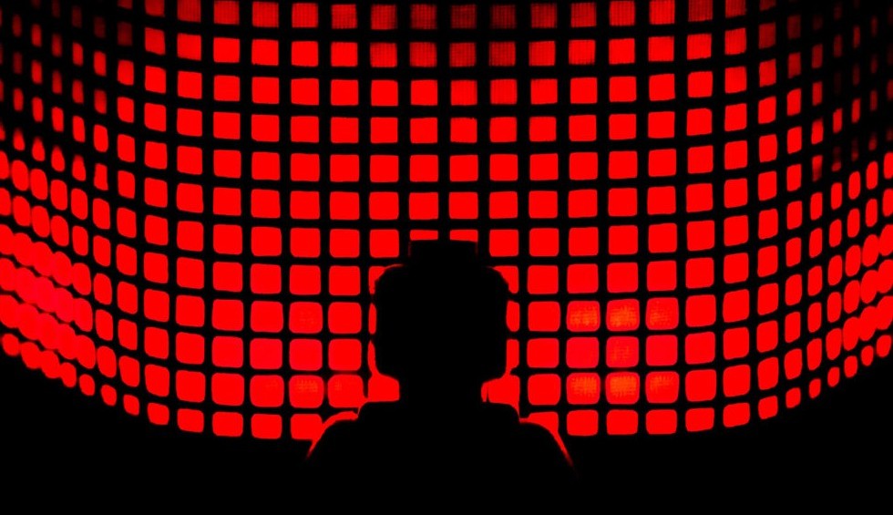 A generic square placeholder image with rounded corners in a figure.