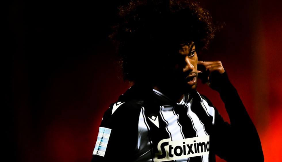 A generic square placeholder image with rounded corners in a figure.