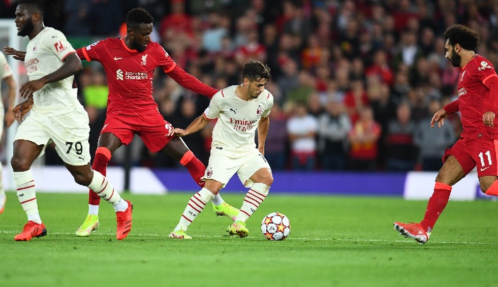 A generic square placeholder image with rounded corners in a figure.