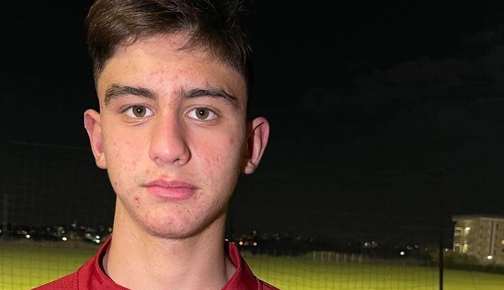 A generic square placeholder image with rounded corners in a figure.