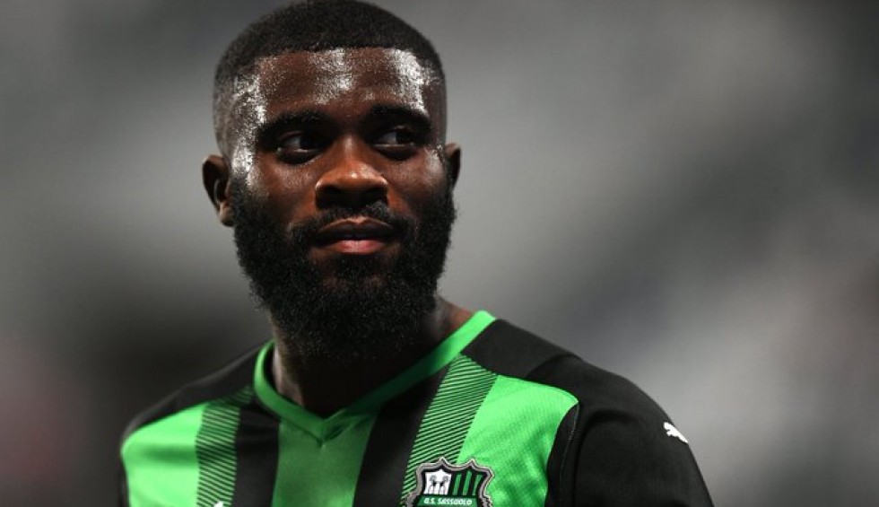 A generic square placeholder image with rounded corners in a figure.