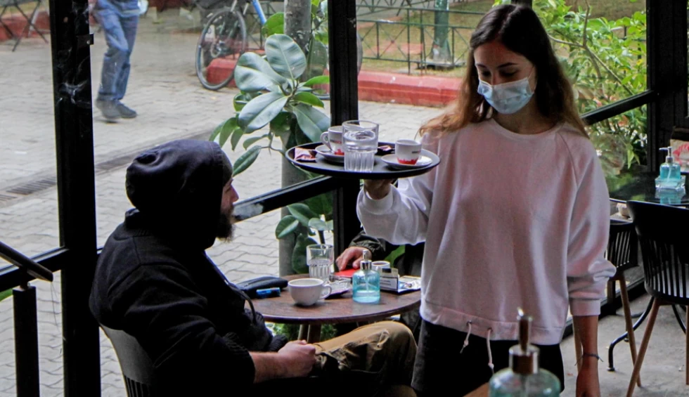 A generic square placeholder image with rounded corners in a figure.