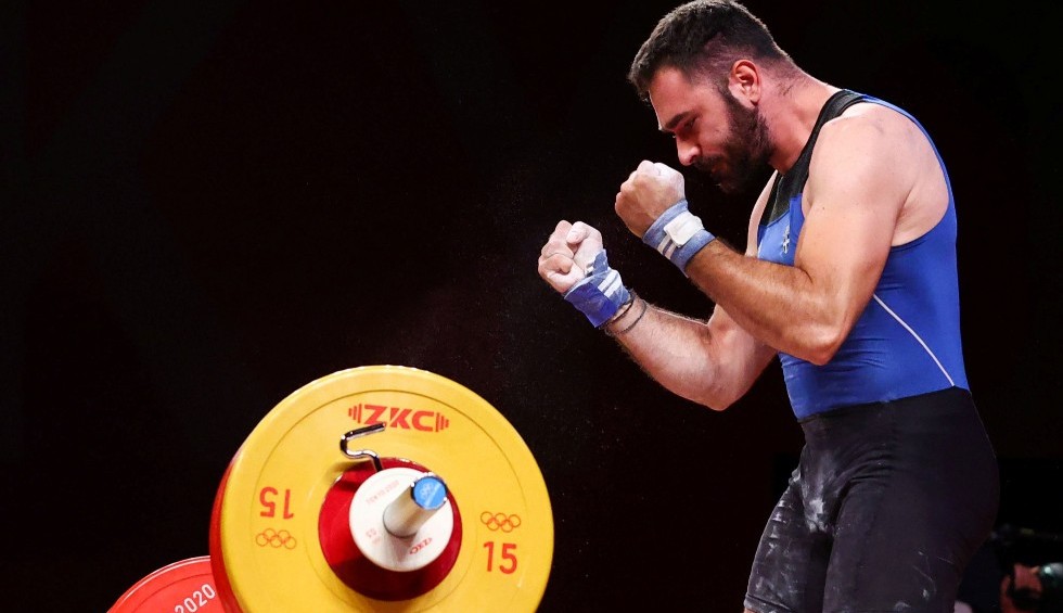 A generic square placeholder image with rounded corners in a figure.