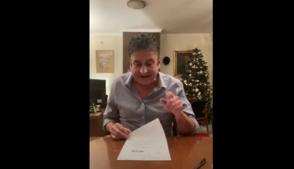 A generic square placeholder image with rounded corners in a figure.