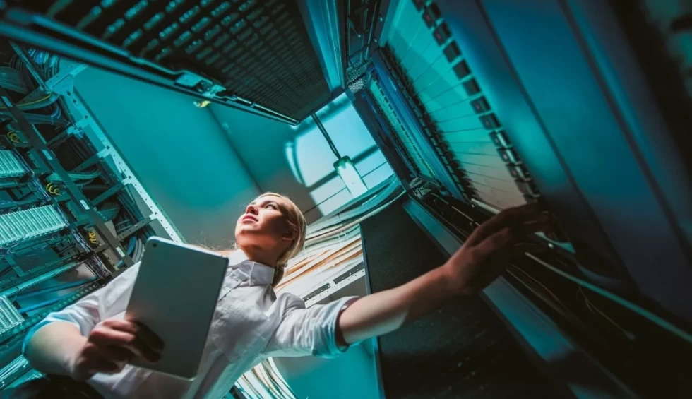 A generic square placeholder image with rounded corners in a figure.