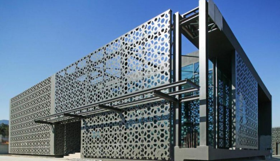 A generic square placeholder image with rounded corners in a figure.