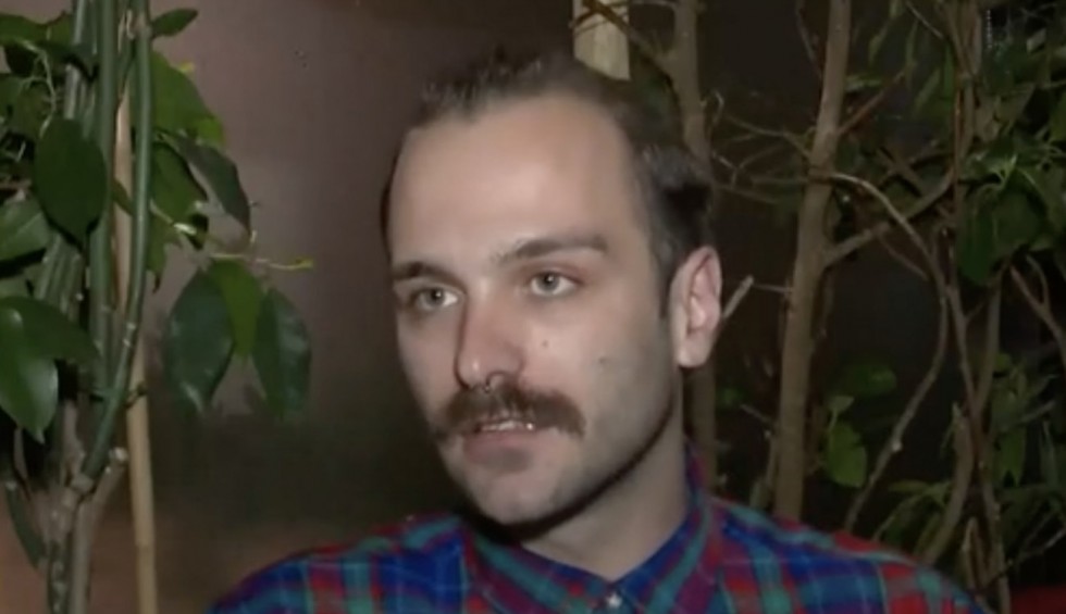 A generic square placeholder image with rounded corners in a figure.