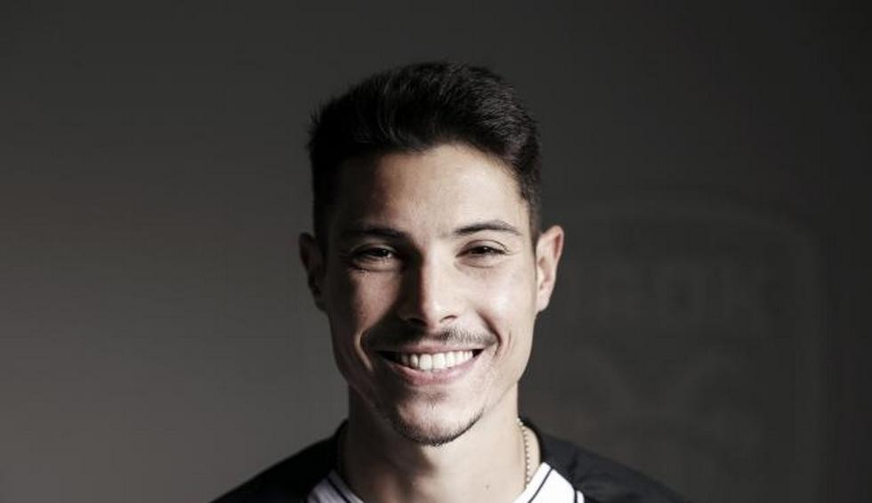 A generic square placeholder image with rounded corners in a figure.