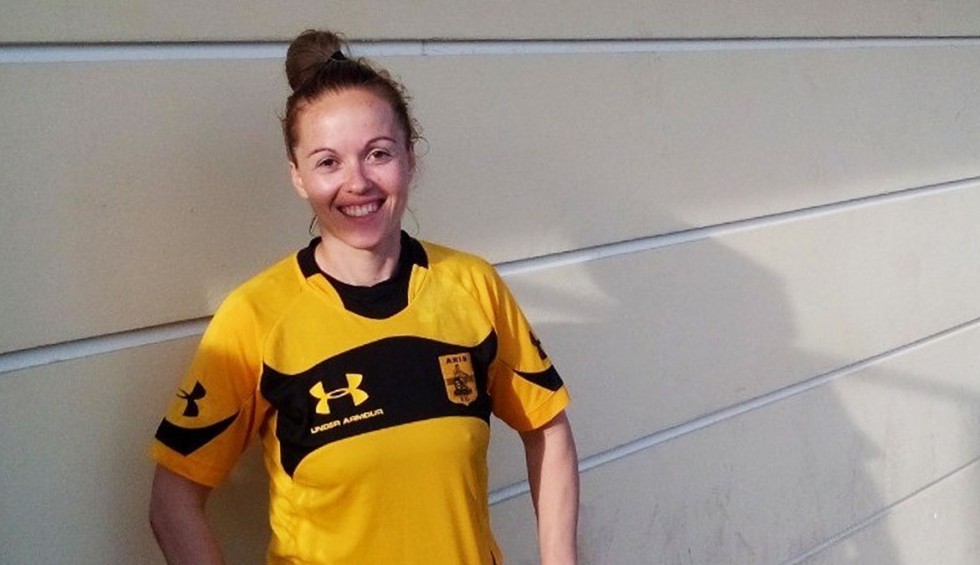 A generic square placeholder image with rounded corners in a figure.