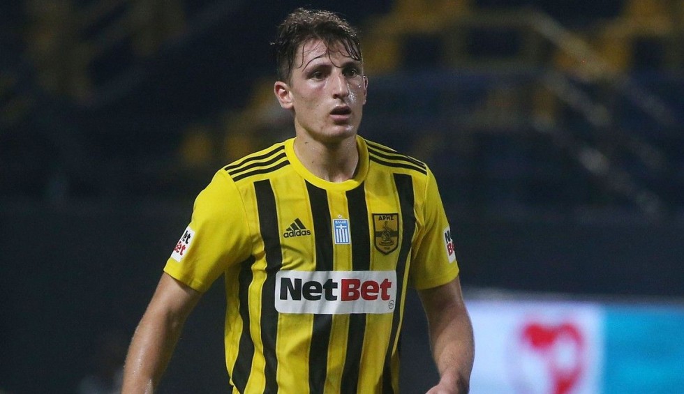 A generic square placeholder image with rounded corners in a figure.