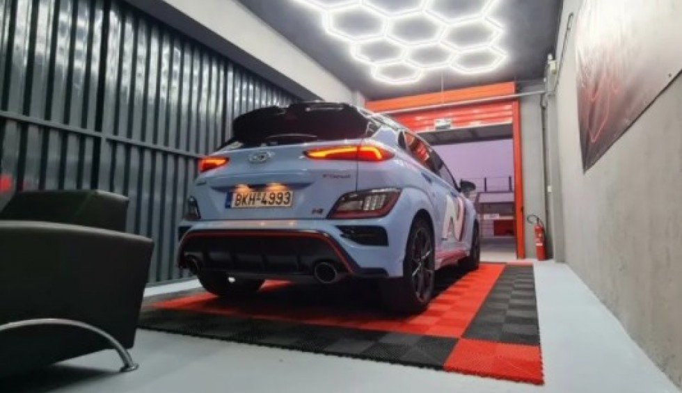 A generic square placeholder image with rounded corners in a figure.