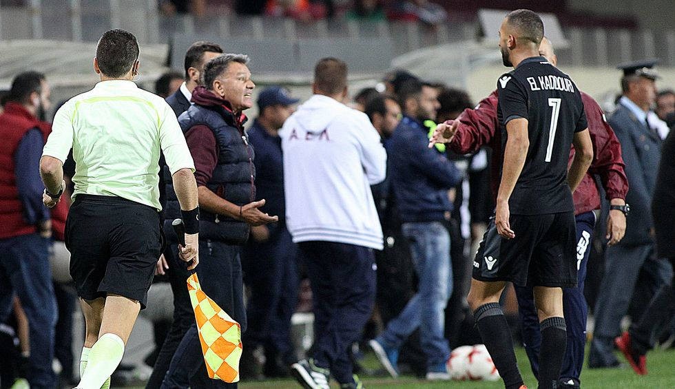 A generic square placeholder image with rounded corners in a figure.