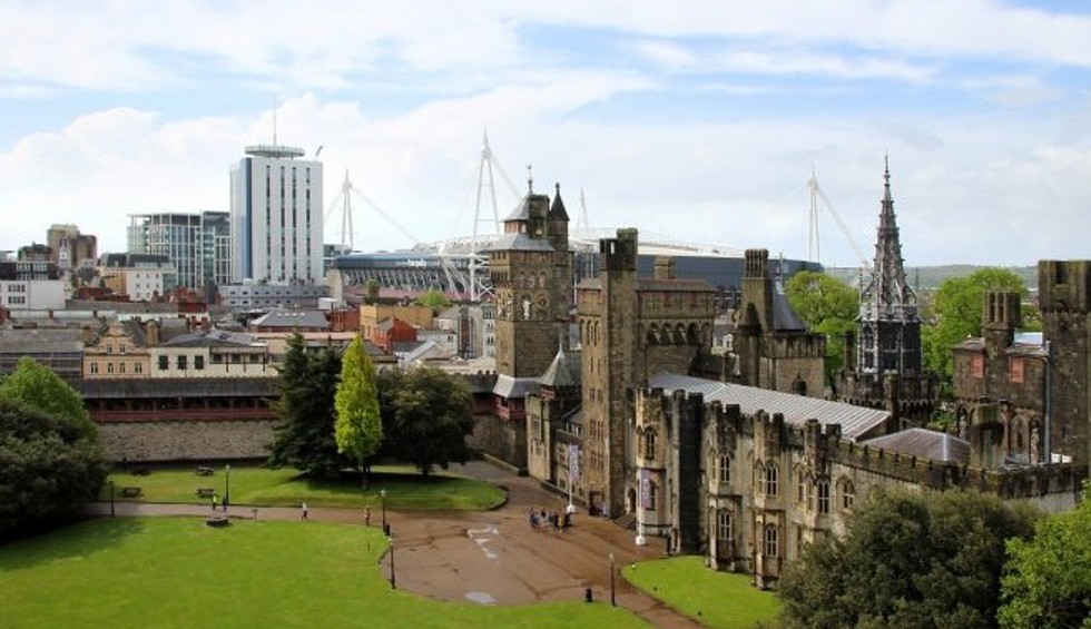 A generic square placeholder image with rounded corners in a figure.