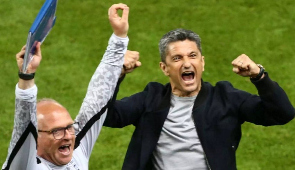 A generic square placeholder image with rounded corners in a figure.