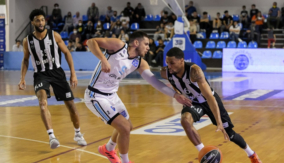 A generic square placeholder image with rounded corners in a figure.