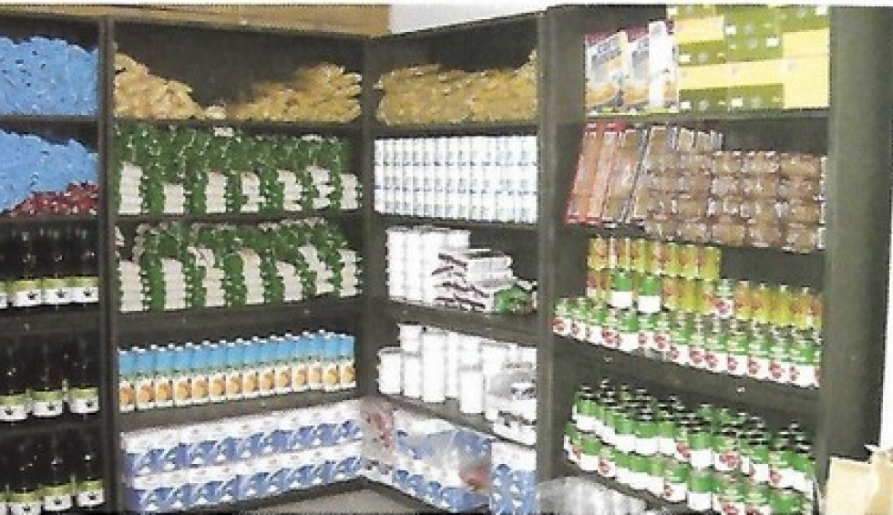 A generic square placeholder image with rounded corners in a figure.