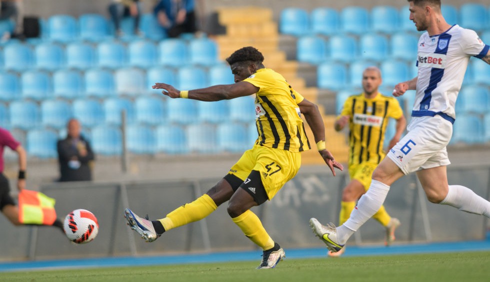 A generic square placeholder image with rounded corners in a figure.