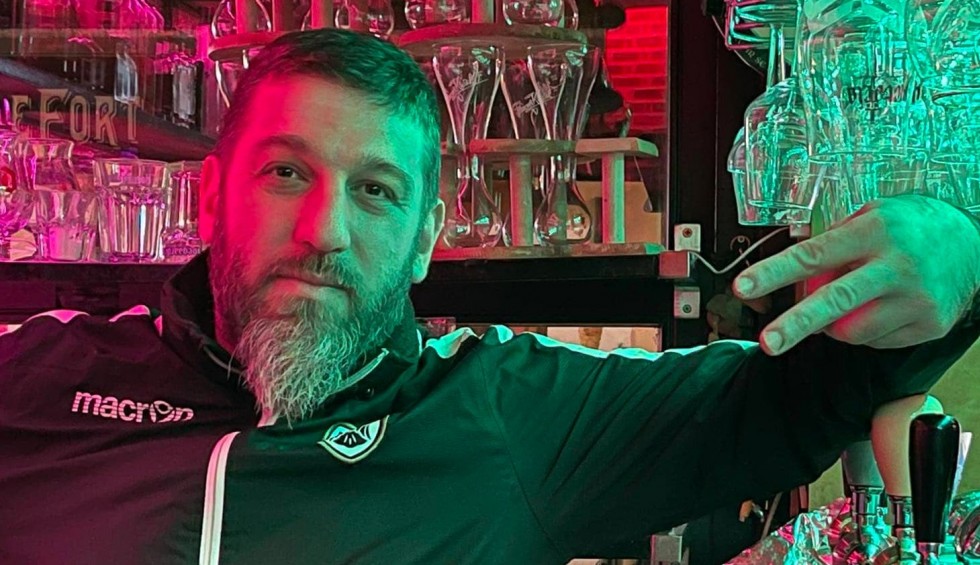 A generic square placeholder image with rounded corners in a figure.