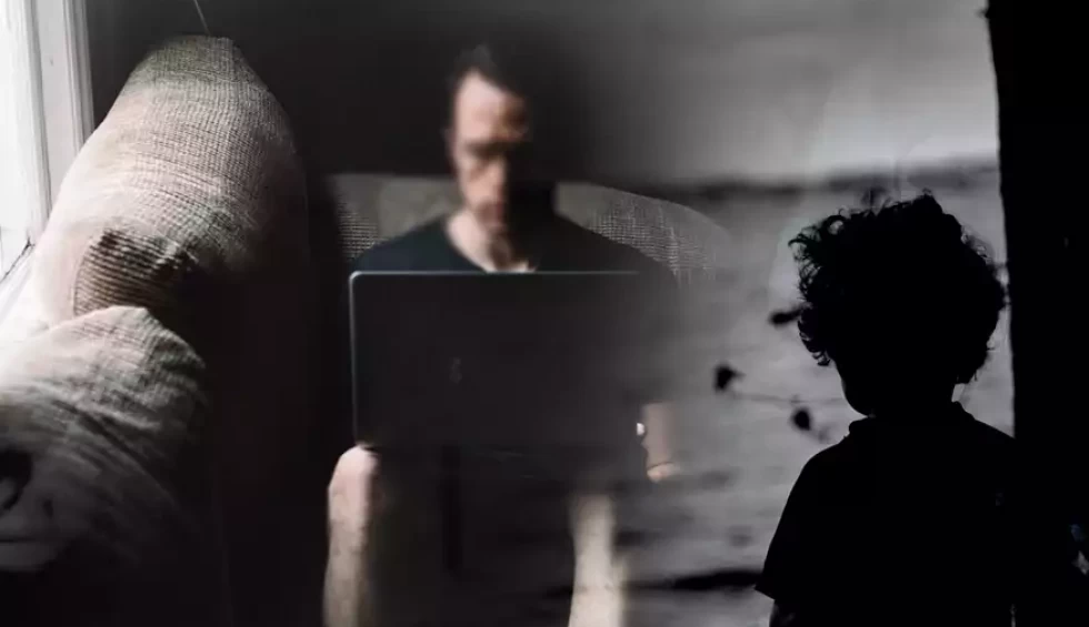 A generic square placeholder image with rounded corners in a figure.