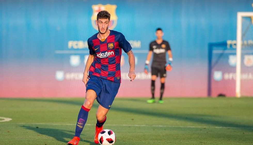 A generic square placeholder image with rounded corners in a figure.