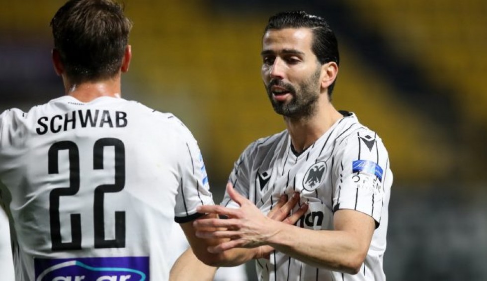 A generic square placeholder image with rounded corners in a figure.