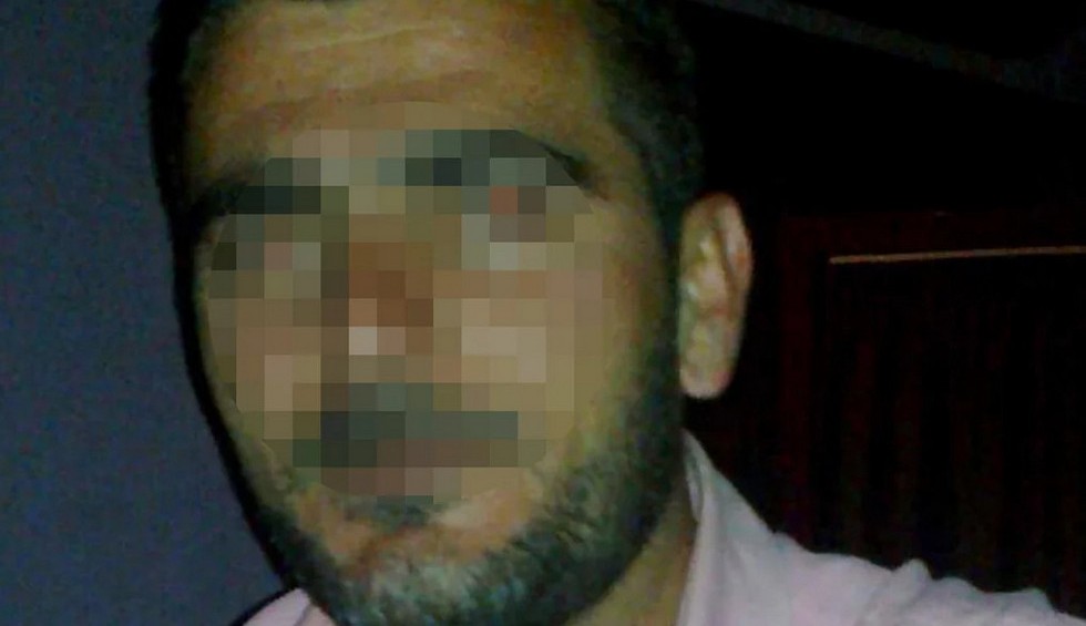 A generic square placeholder image with rounded corners in a figure.