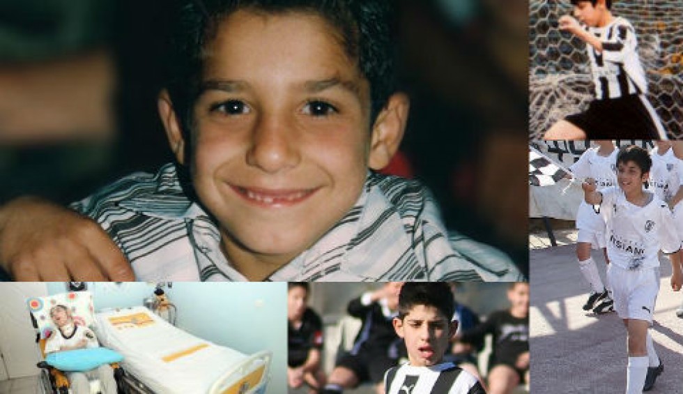 A generic square placeholder image with rounded corners in a figure.