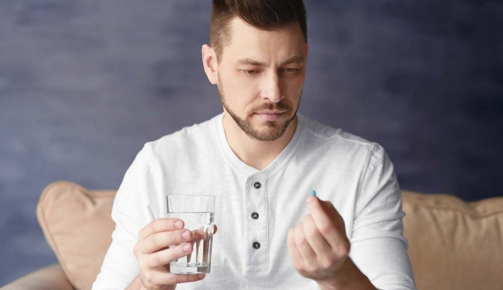 A generic square placeholder image with rounded corners in a figure.